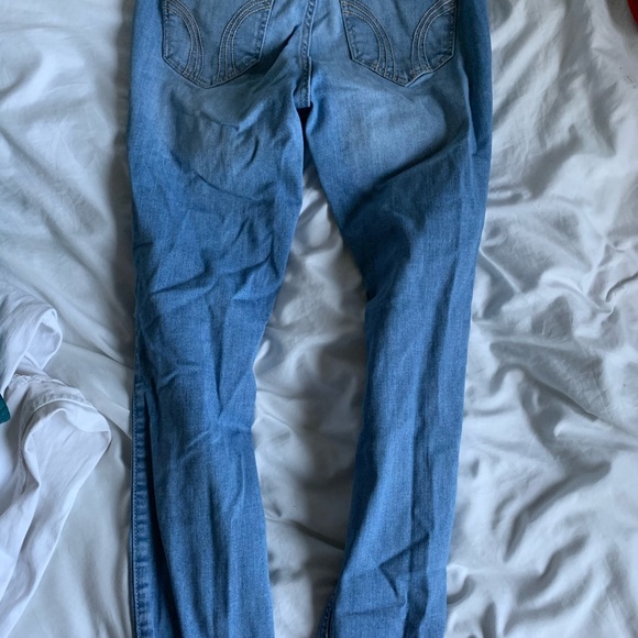 Hollister - Picture 1 of 3